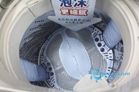 衣物放心洗 松下泡沫净波轮洗衣机推荐