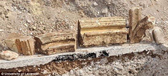 考古学家在停车场挖掘发现理查三世尸体残骸
