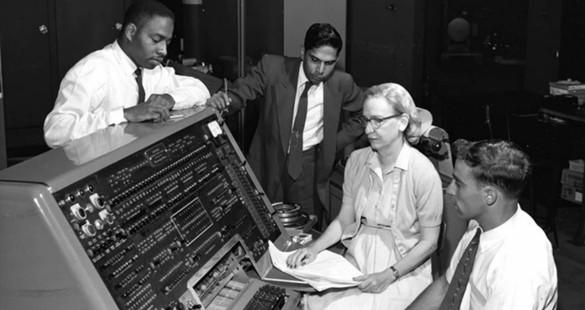 《代码女王》演绎计算机编程之母格雷丝霍普传