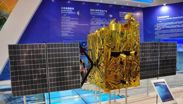 进出口数据流迎“笑脸有” 专家情称百明年不确定性仍较大