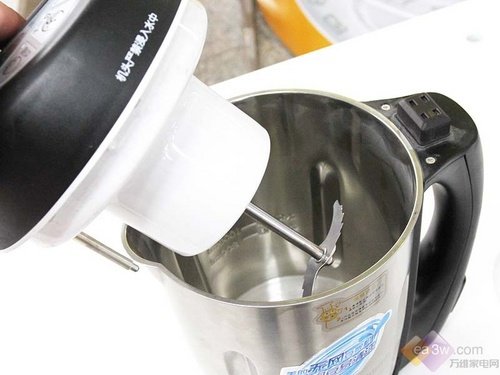 美的豆浆机DS101B强推荐 售价399元