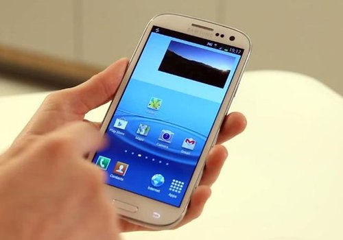 三星S3八月美国市场销量逆转超iPhone 4S