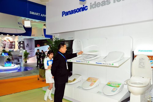 坐便排行_至诚排行发布2020年客户满意智能马桶十大品牌(2)