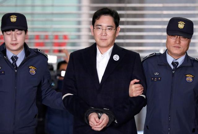 韩法院更换审理三星电子副会长李在镕行贿案法