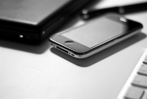 内置“重力感应器”或使手机成泄密工具