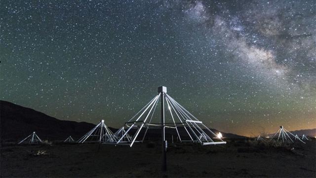 美国欧文斯谷天文台新添射电天线阵列