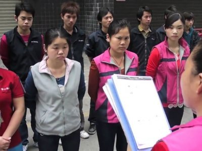富士康 实习生图片