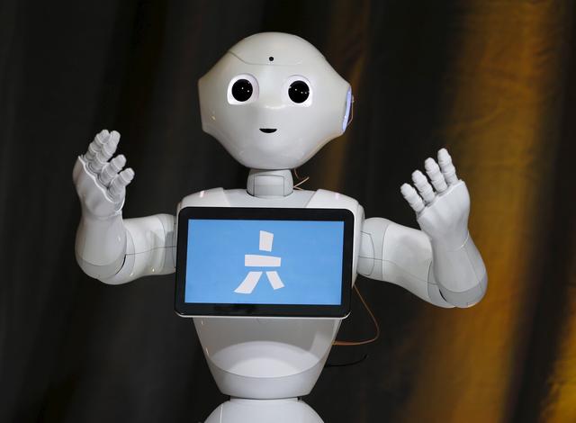 外媒称机器人的兴起或将导致近半美国人失业