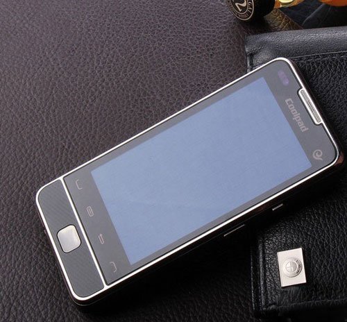 北京电信推酷派N930新手机礼包 降幅达1300元