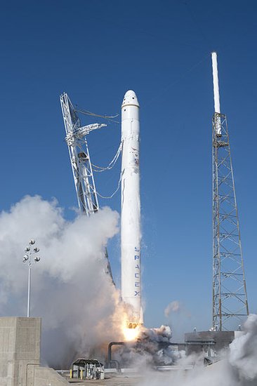 美私营SpaceX公司拟开发可重复使用运载火箭