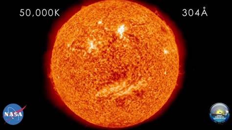 美国宇航局最新拍摄到太阳黑子呈现“笑脸”_科技