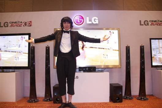 LGٶȘs@EISA 2008-2009ȃ헴