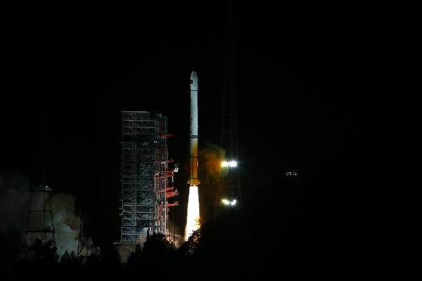 中国成功发射第22颗北斗导航卫星 精度更高