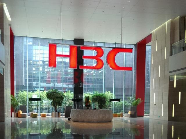 周杰伦大婚已就绪:请50人 在教堂举办童话典礼