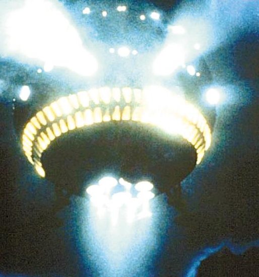 “UFO”