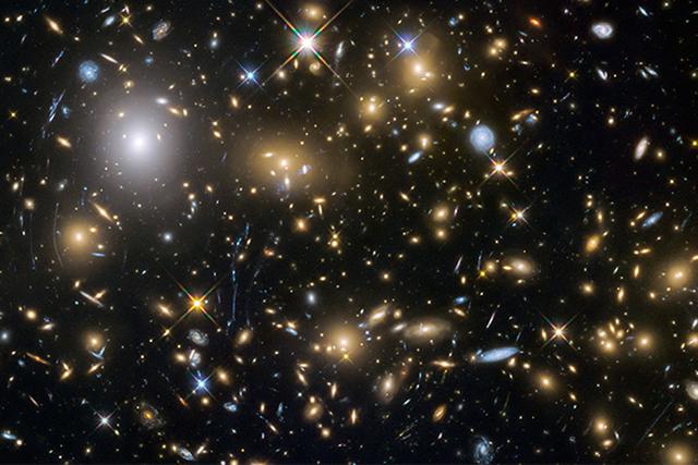 科学家发现大爆炸后6亿至9亿年形成的星系