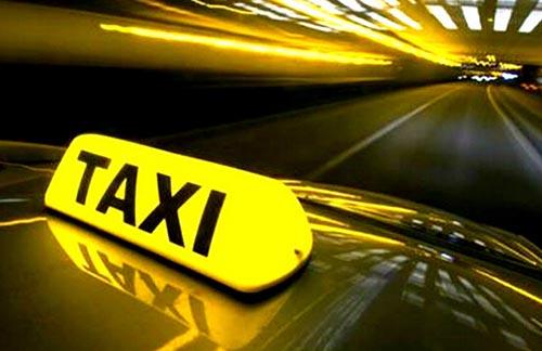 人民日报：出租车管理改革不能再拖了