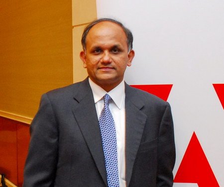 Adobe CEO：不担心iPhone和iPad封Flash技术