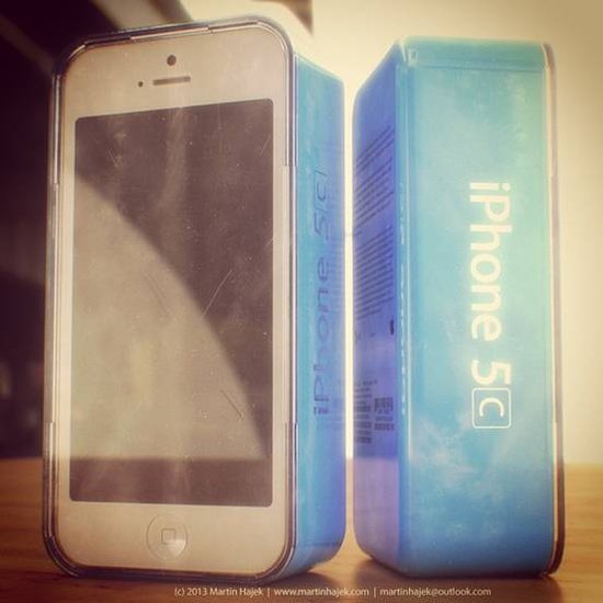 iPhone 5C完整包装及保护壳曝光