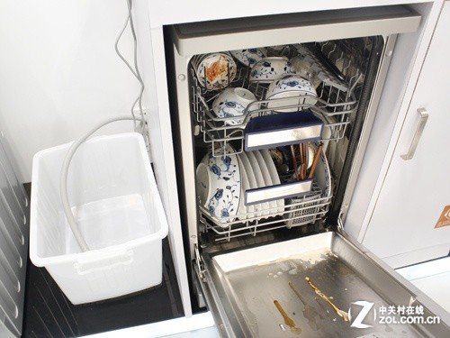 夫妻厨房保卫战 西门子洗碗机视频实测