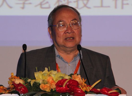 颜永年:3D打印与传统加工工艺是结合关系