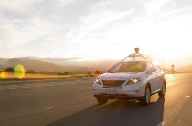 谷歌无人驾驶新专利曝光：可识别警车 避免被开罚单