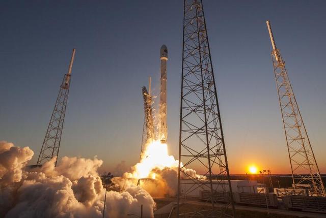 SpaceX뷢4425ͨѶ ѷܺ
