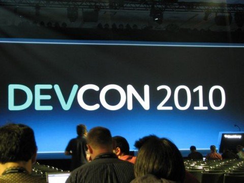 黑莓的新政：启动手机支付和广告平台