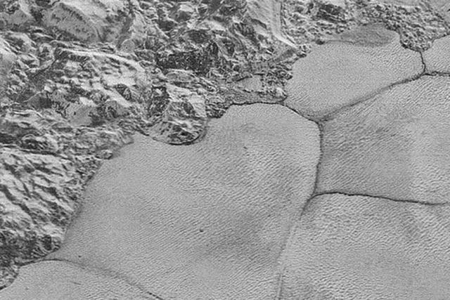 冥王星的“心形区域”地质年龄仅1000万年