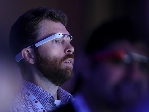 谷歌眼镜能为企业做什么?每年节省十亿美元
