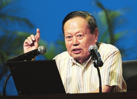 杨振宁:中国10年内出现诺贝尔奖获得者