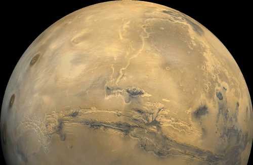 火星上的陨石坑或可同样提供火星生命存活