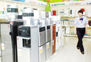 标准缺失 净水器集体遭“污染”