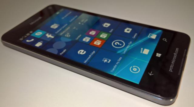 传微软拟于2月1日发布最后一款Lumia手机