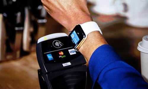 信用卡公司普遍支持Apple Pay 能极大减少现金