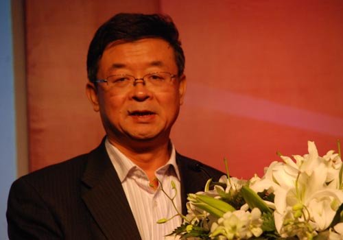 图文:工业和信息化部科技司副司长韩俊演讲