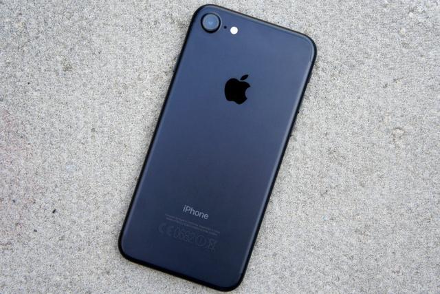128GB的iPhone 7拆成零件能卖多少钱？292美元而已