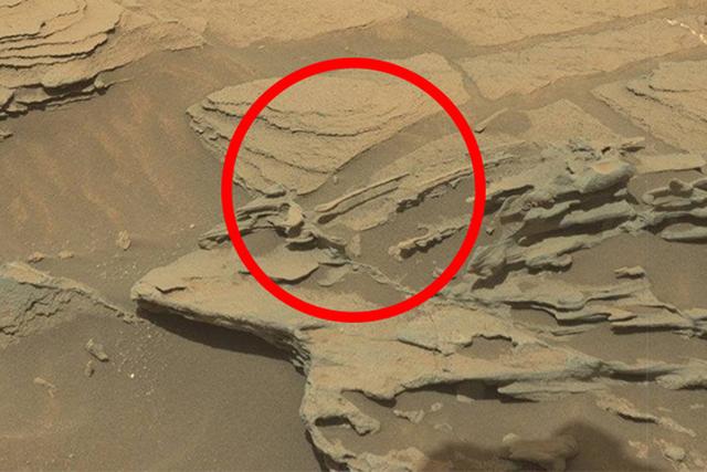 好奇号火星车发现火星表面出现了一把勺子