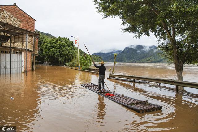 新闻分析：“暴雨模式”启动都怪厄尔尼诺吗？