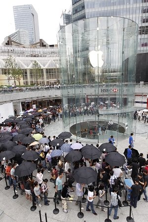 iPhone4裸机开售 港版水货降价500元