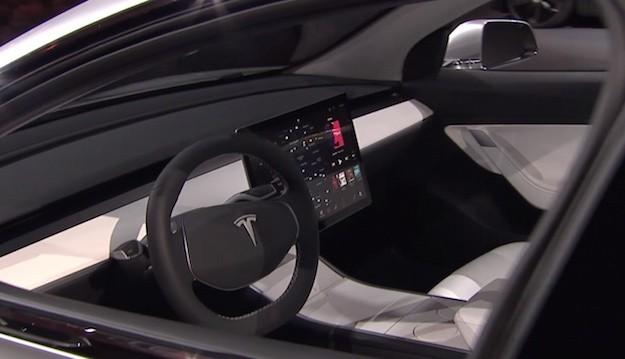 特斯拉Model 3量产在即 想买的话先来看看这些消息