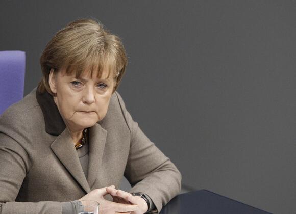德国总理默克尔新手机芯片2500欧元 可防监听
