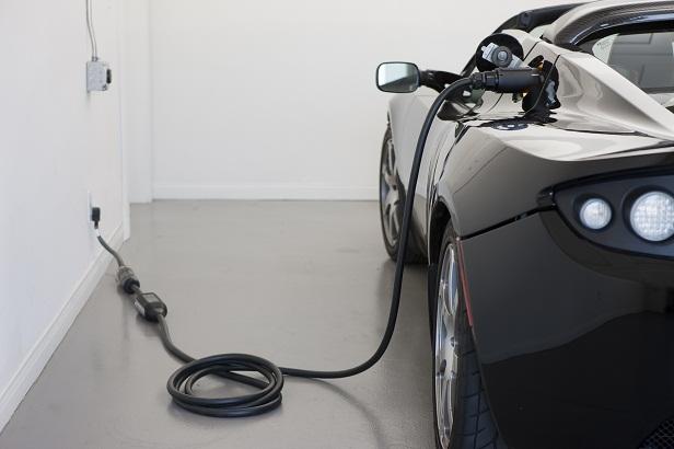 新能源电动汽车破冰：谁是下一个特斯拉？