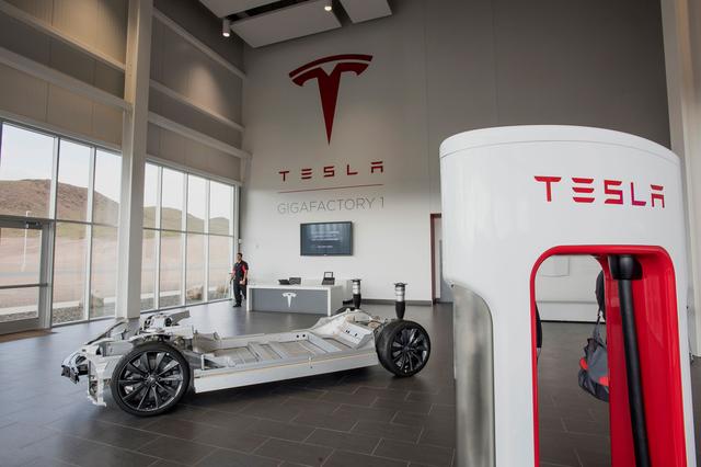 解密特斯拉电池工厂 能否拿到Model3就靠它了