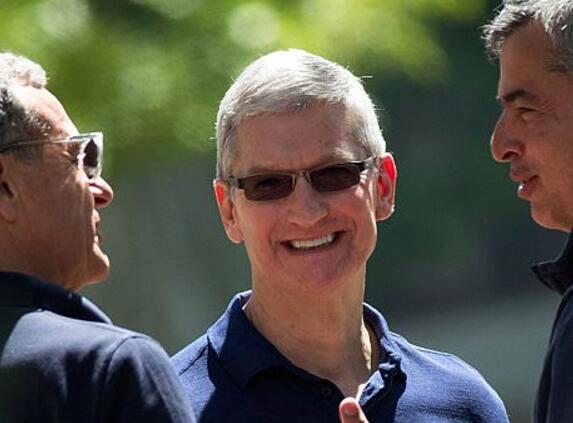 前苹果工程师：库克将苹果变成了一家乏味的公司