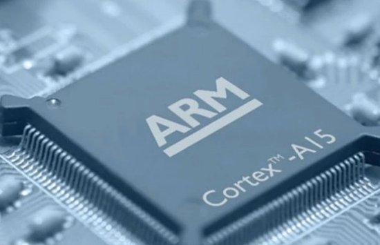 ARM高管称正与微软合作开发64位版Windows RT