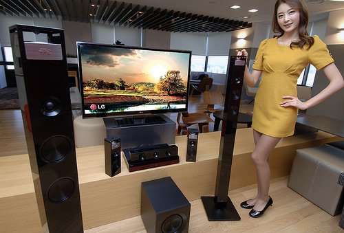 LGչʾ1mm߅OLEDҕaƷCinema Screen