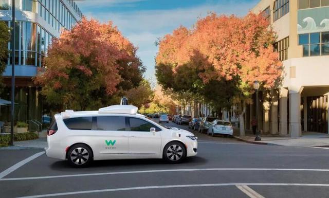 谷歌Waymo联合菲亚特推自动驾驶汽车 明年年初上路测试