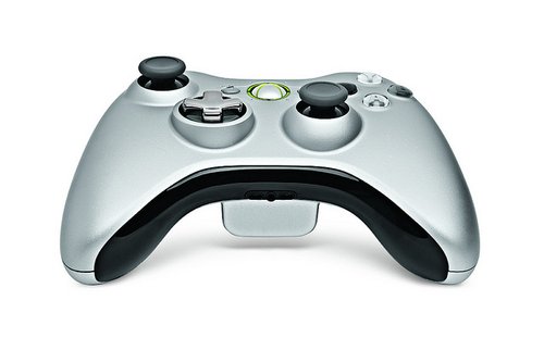 组图：微软展示新版Xbox操纵手柄