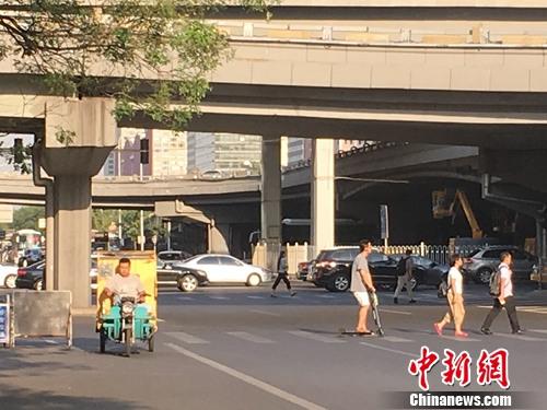 北京平衡车马路封杀令落地如何？交警坦言执法难